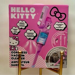 Hello Kitty Cordless Vacuum and Blower Rechargeable Battery 3 Attachments